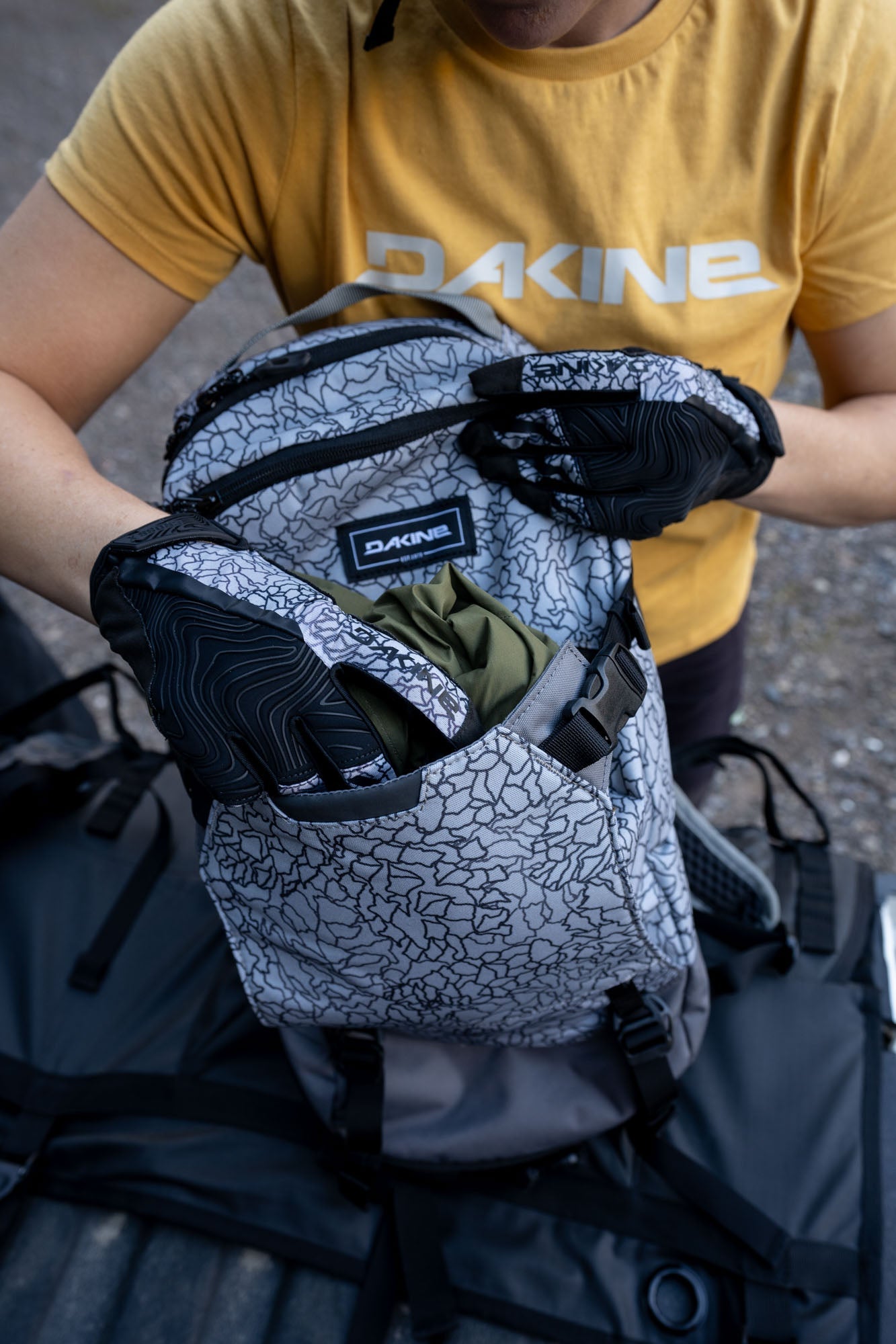 Womens Cross-X 2.0 Gloves - Dark Stargazer
